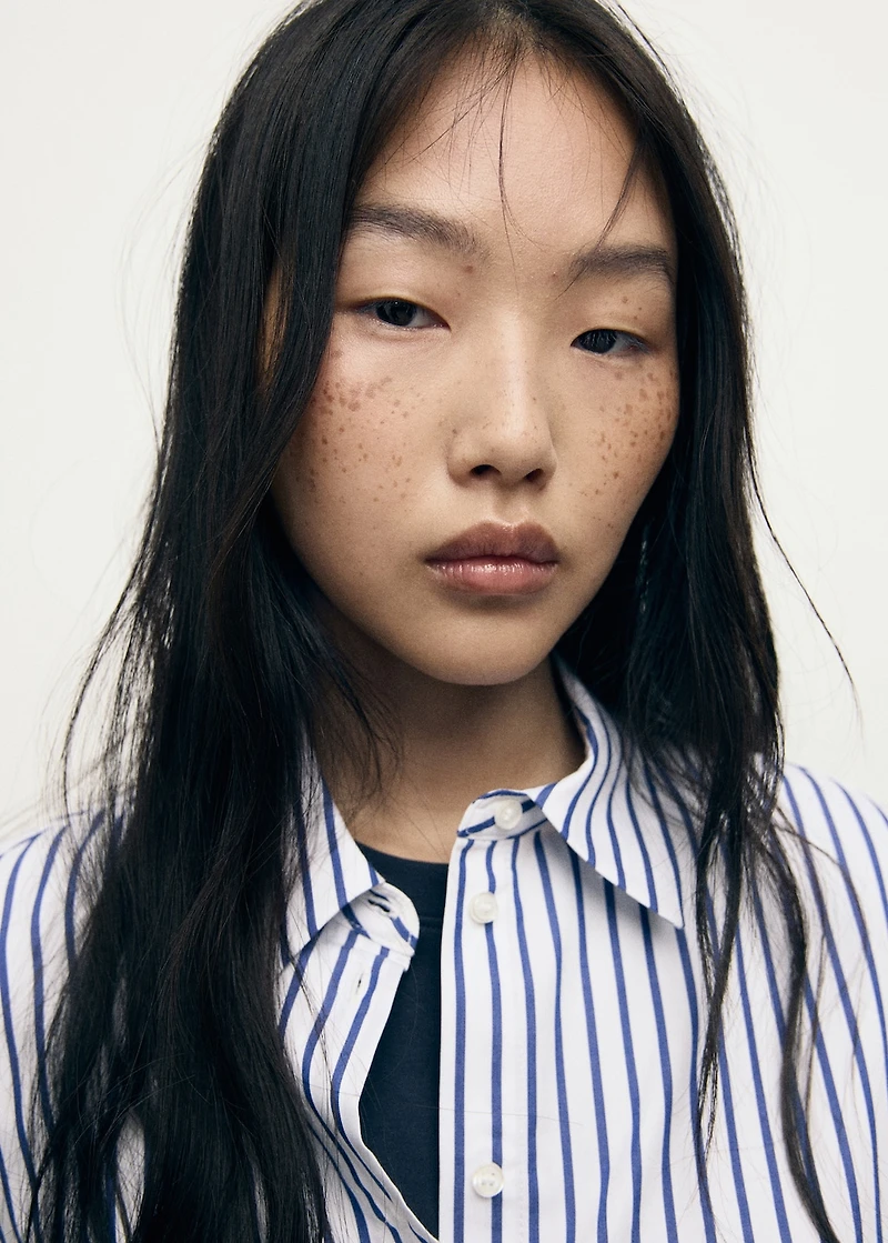 Striped cropped shirt