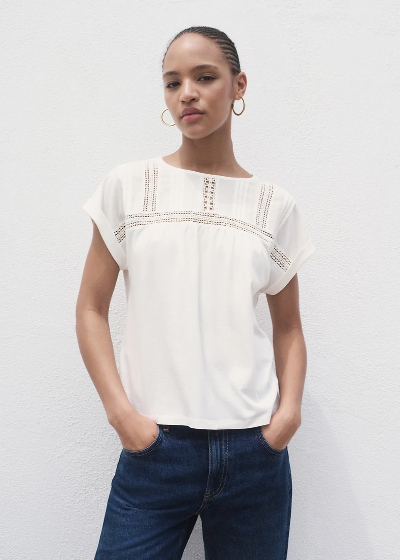 Cotton t-shirt with lace detail