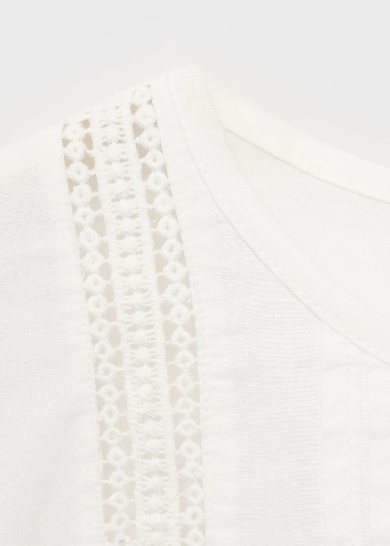 Cotton t-shirt with lace detail