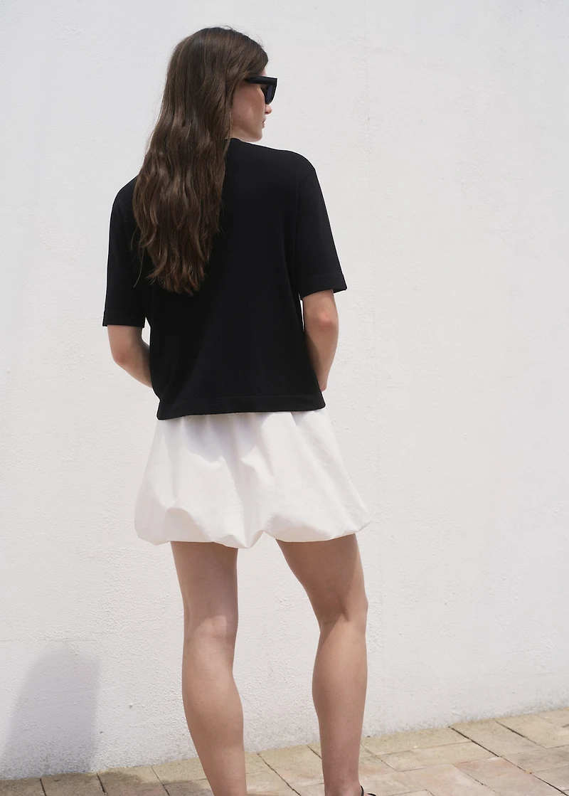 Short-sleeved fine-knit sweater