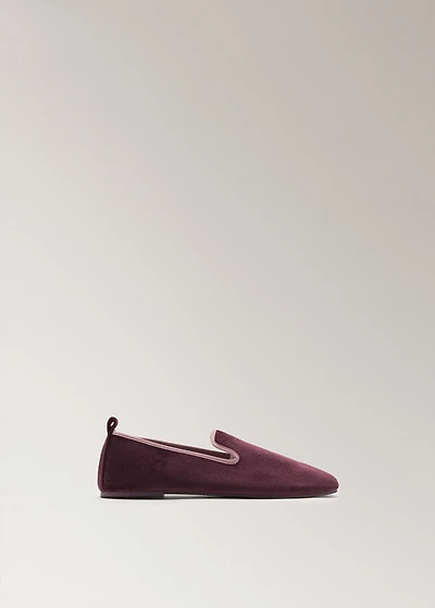 Velour slippers with piping