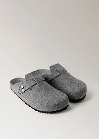Felt clog slippers