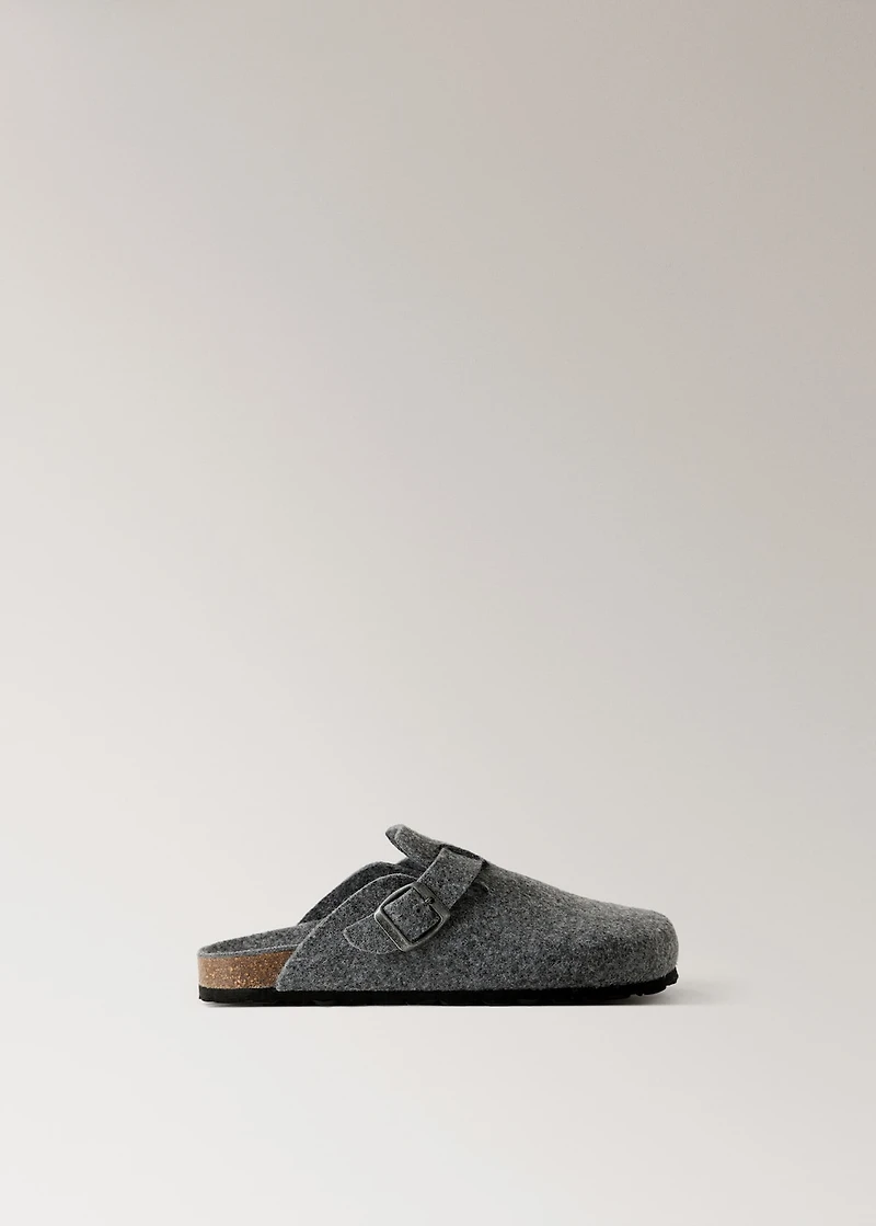 Felt clog slippers