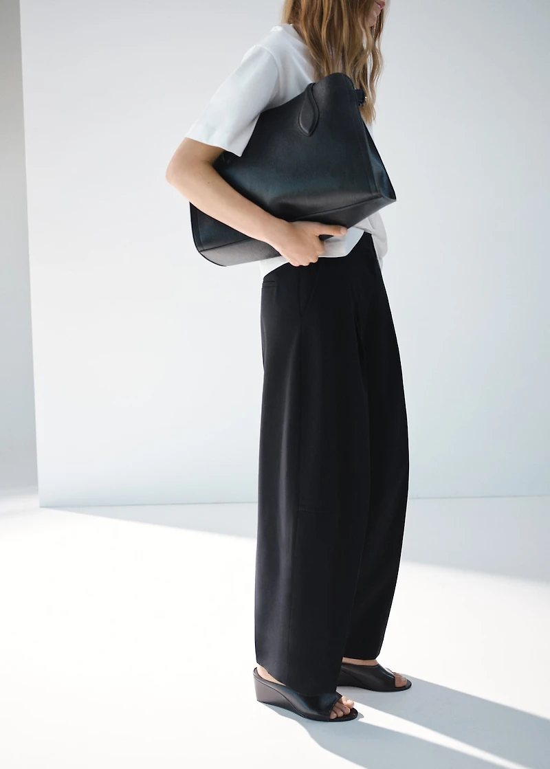 Pleated wide leg trousers