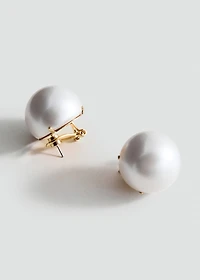 Pearl earrings