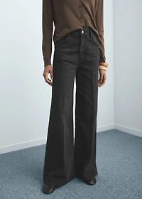 High-waisted wide-leg jeans