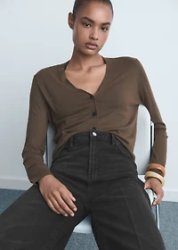 High-waisted wide-leg jeans