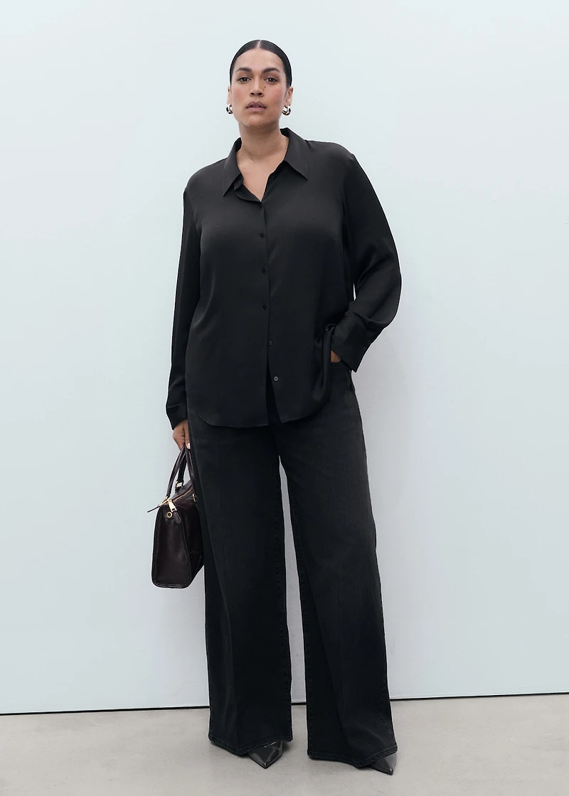 High-waisted wide-leg jeans