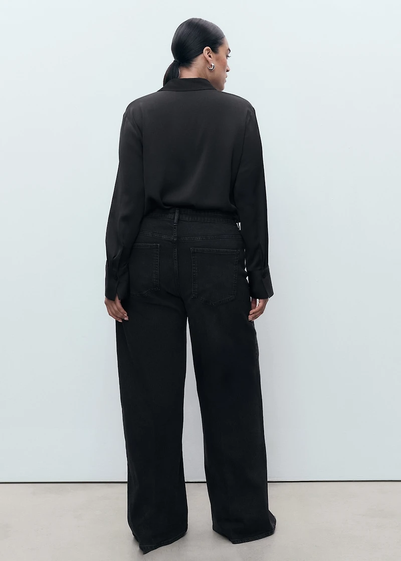 High-waisted wide-leg jeans