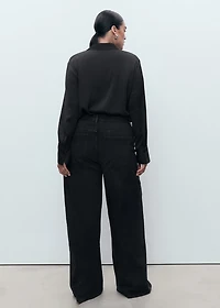 High-waisted wide-leg jeans