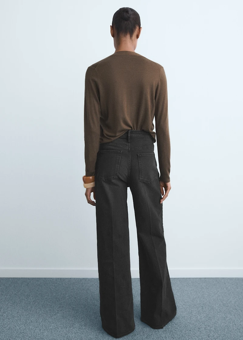 High-waisted wide-leg jeans