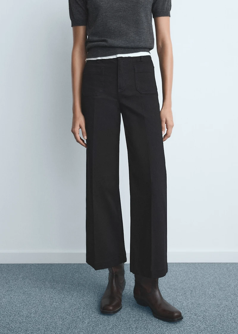 Wide-leg jeans with pockets