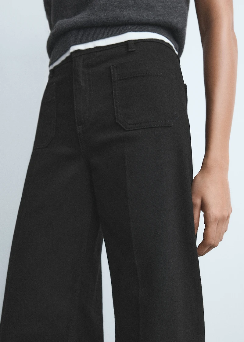Wide-leg jeans with pockets