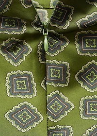 Satin printed dress with perkins collar