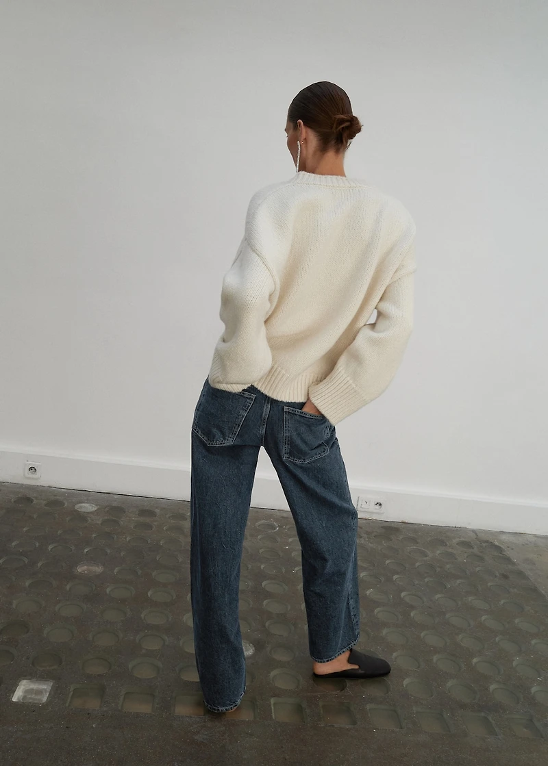 Mid-rise straight jeans
