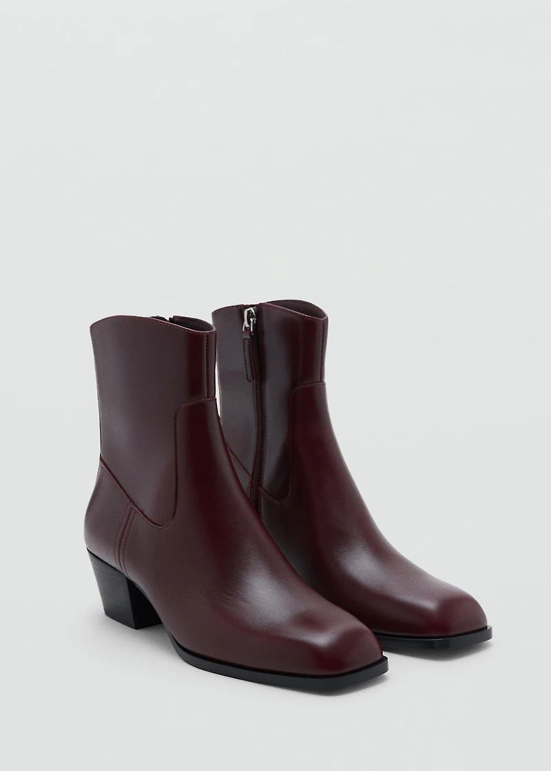 Squared toe leather ankle boots