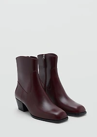 Squared toe leather ankle boots