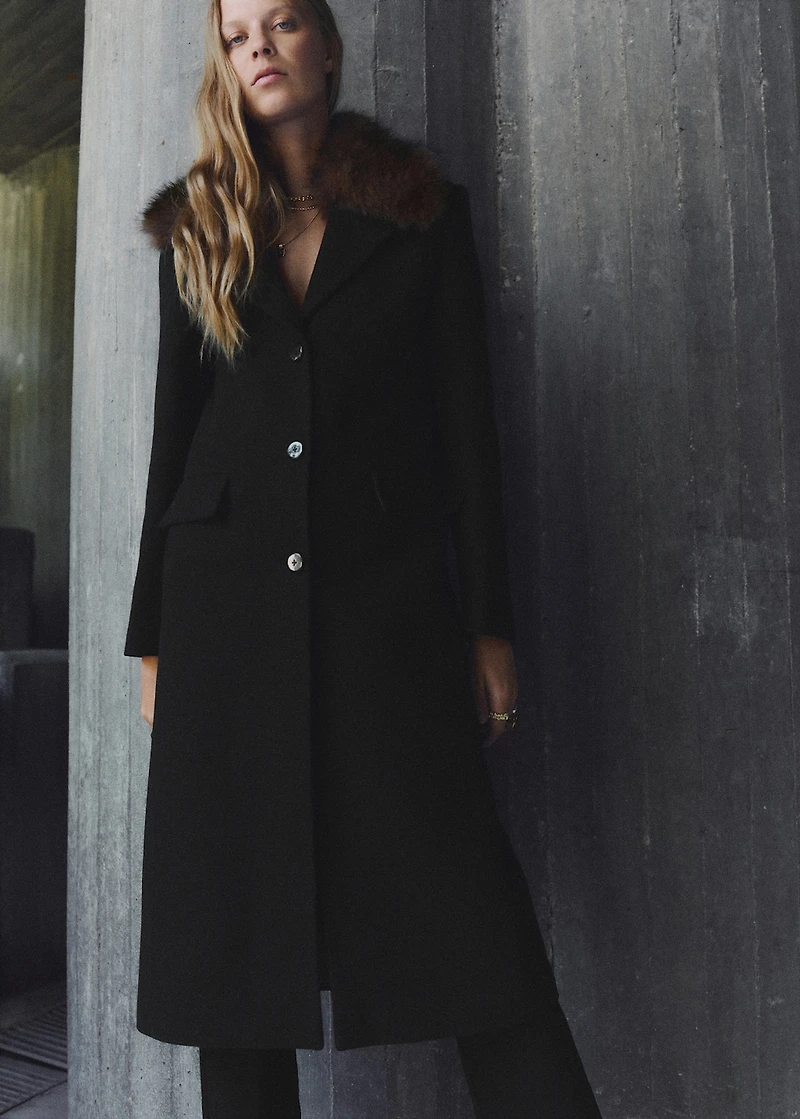 Wool coat with fur collar