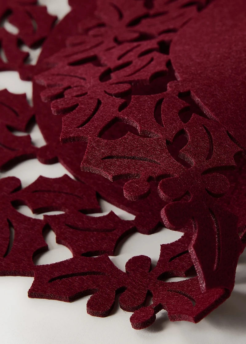 Holly felt placemat