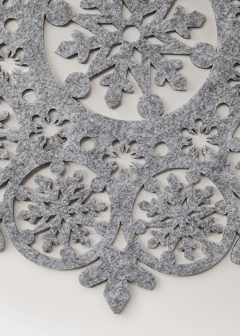 Felt snowflake placemat