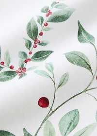 Holly-print cotton tablecloth for 6 to 8 diners
