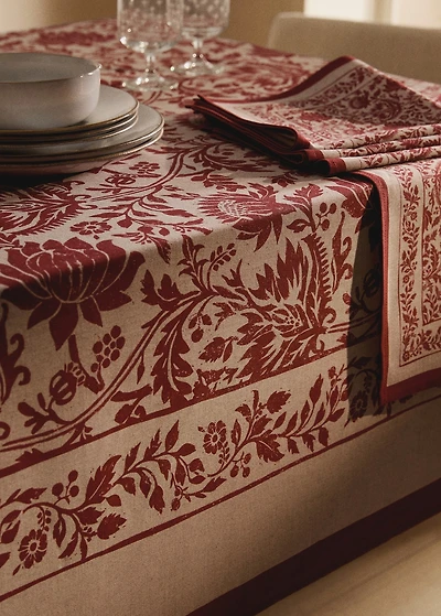 Cotton twill tablecloth for 2 to 4 diners