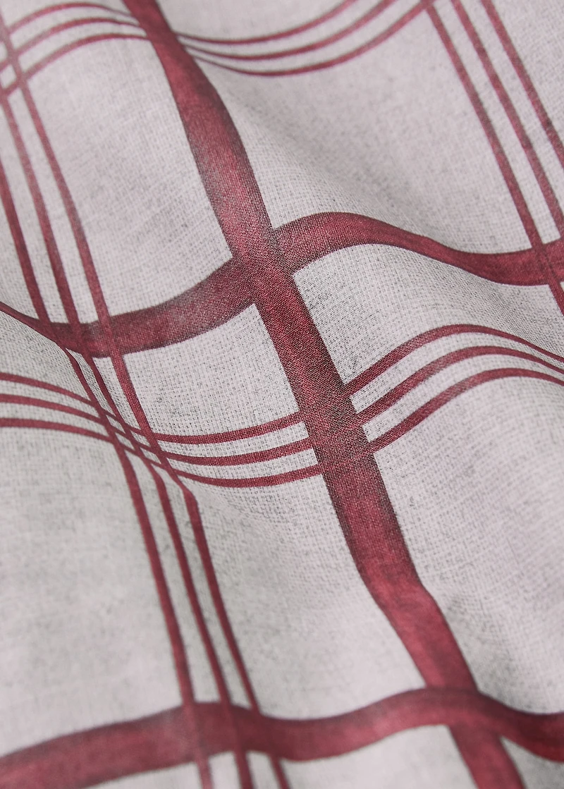 Resin-coated striped tablecloth for 2 to 4 guests