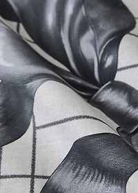 Cotton tablecloth with bow pattern for to 8 diners