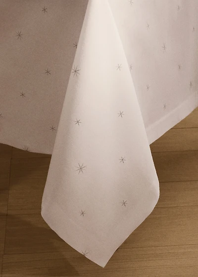 100% cotton tablecloth with embroidered star details for 8 to 10 diners