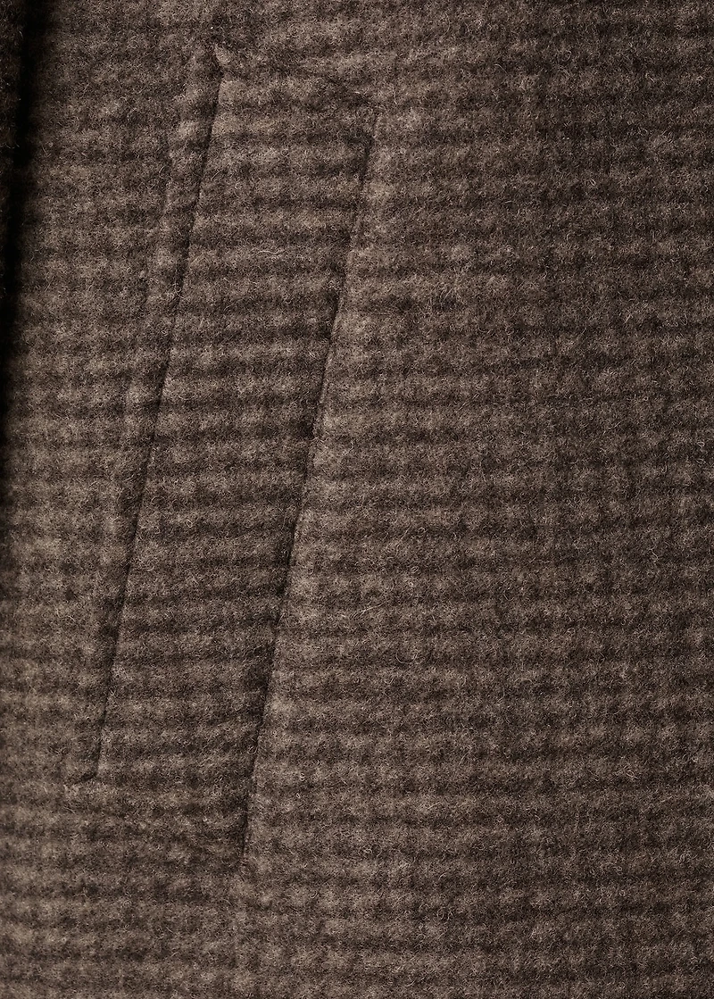 Long coat with check-print structure