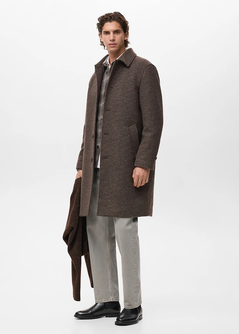 Long coat with check-print structure
