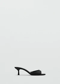 Kitten-heel sandals with strap