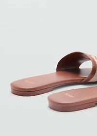 Sandals with buckle strap