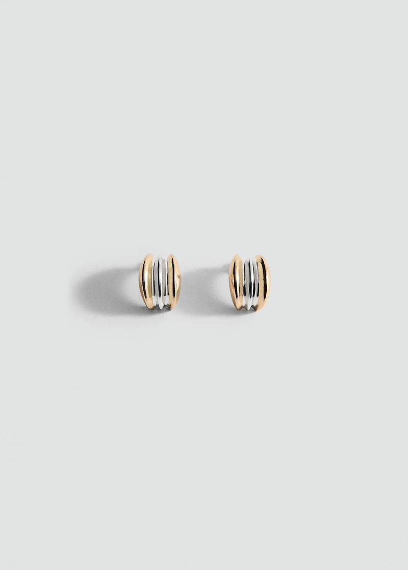 Hoop earrings with two-tone relief