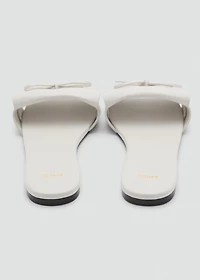 Fringed sandals with bow detail