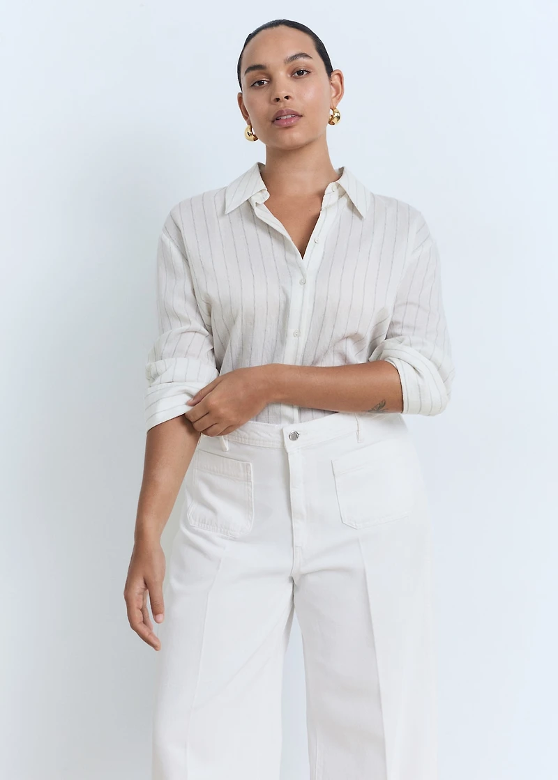 High-waisted wide-leg jeans with pockets