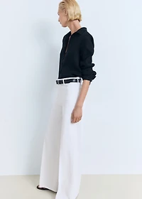 High-waisted wide-leg jeans with pockets