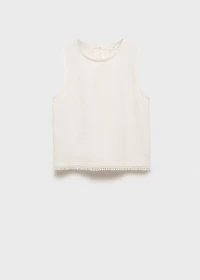 Textured embroidered t-shirt