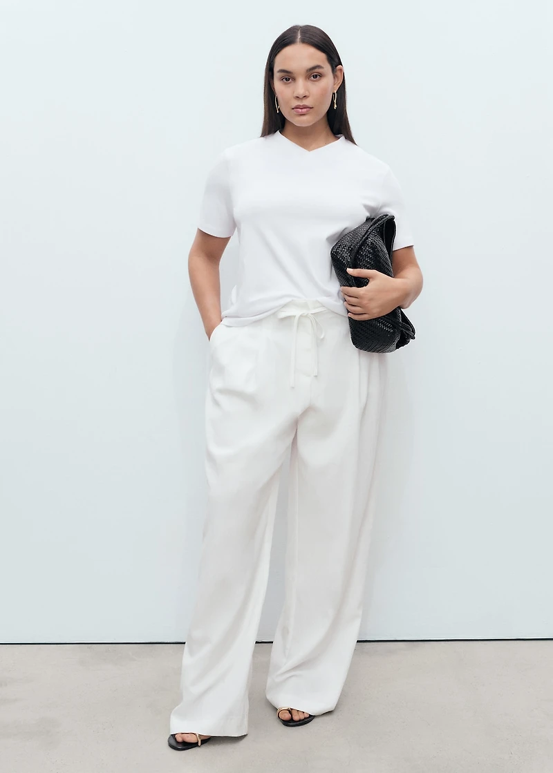 V-neck cotton T-shirt