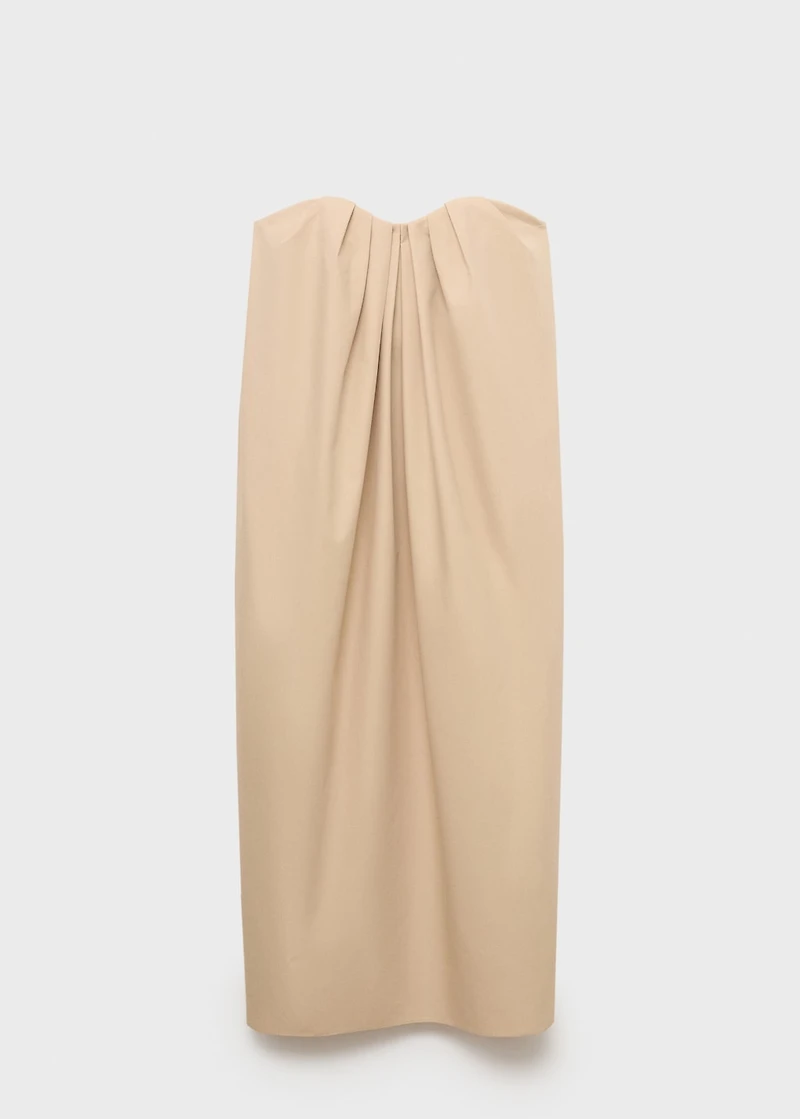 Long dress with sweetheart neckline