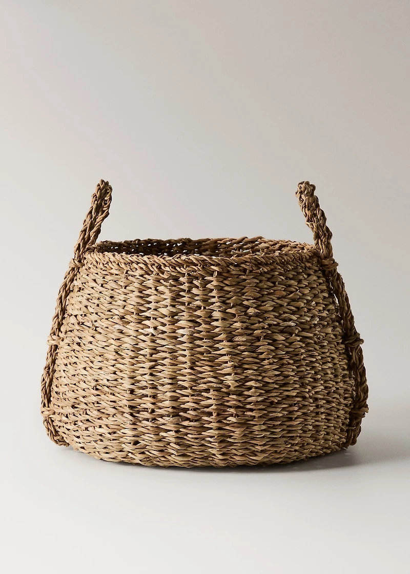 Natural fiber basket with double handles