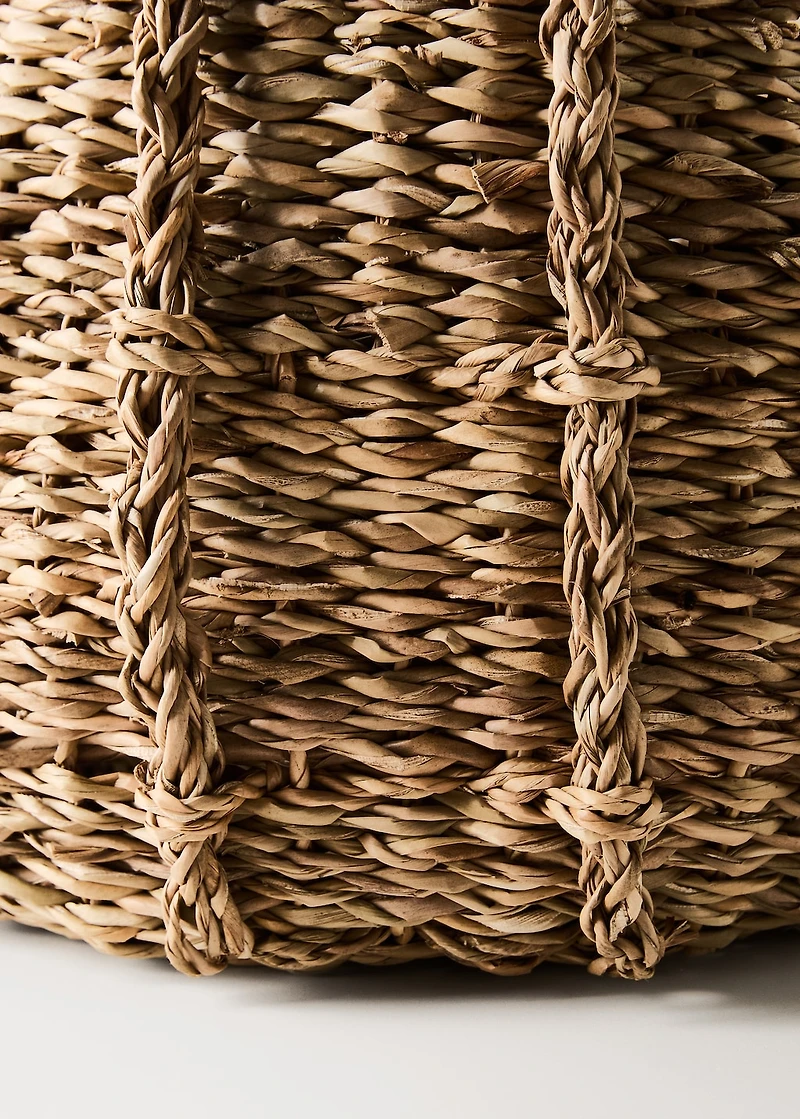 Natural fiber basket with double handles