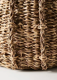 Natural fiber basket with double handles
