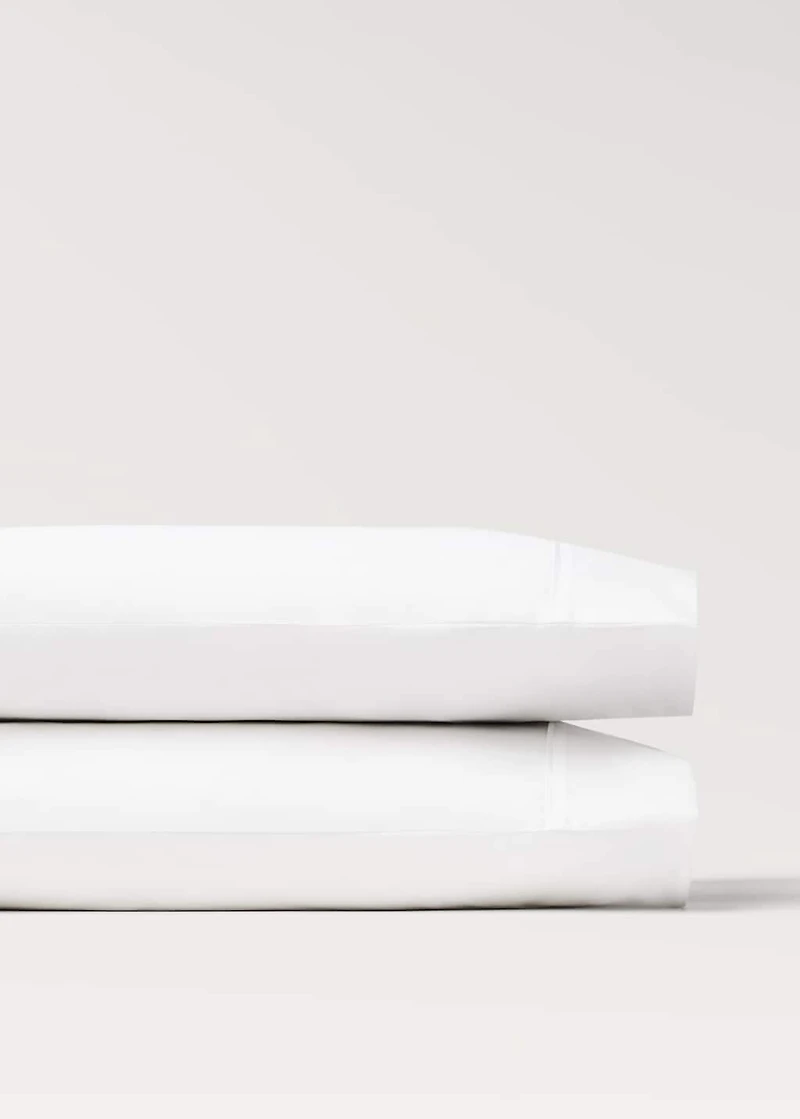 Two 300-thread count cotton percale pillowcases 50x75 cm