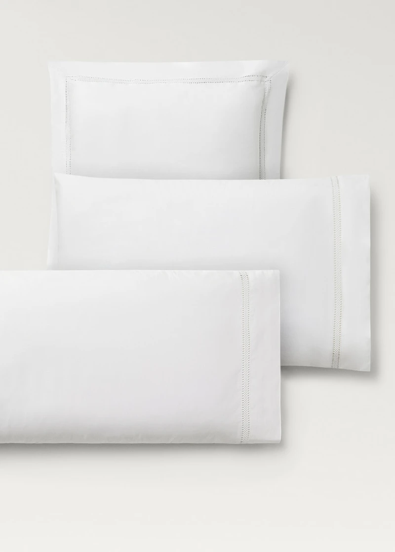 Two cotton percale pillowcases with lace insert 50x75 cm
