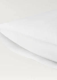 Two 500-thread count cotton percale pillowcases with rounded piping detail 60x60 cm
