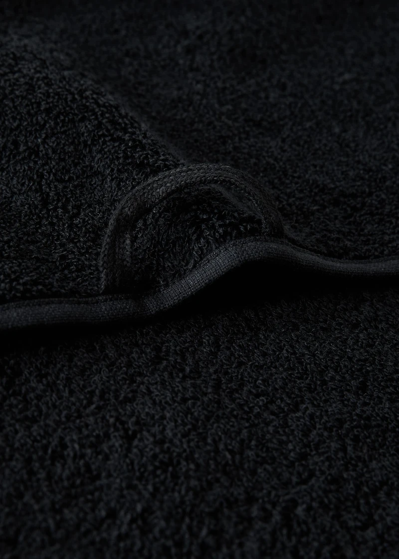 Soft cotton bath towel