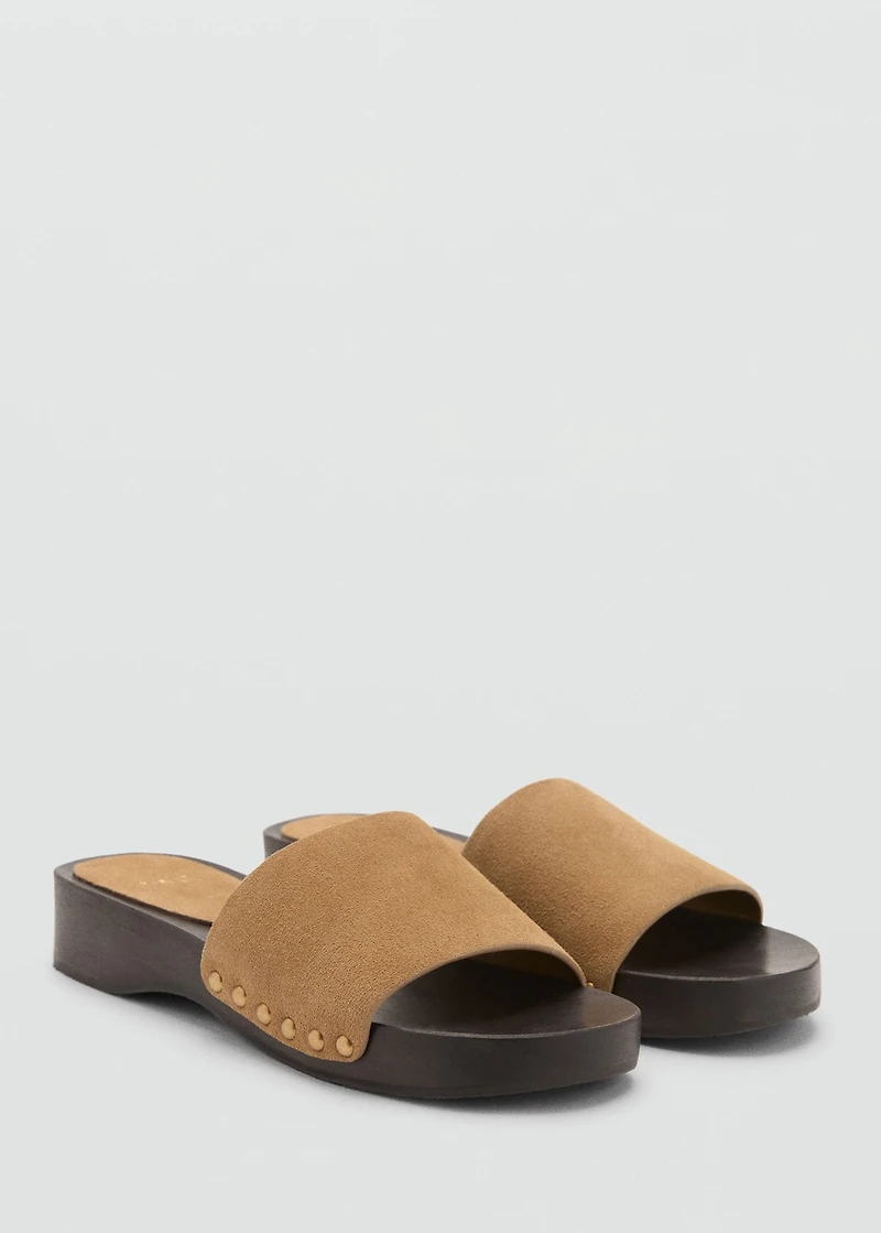 Suede sandals with wooden sole