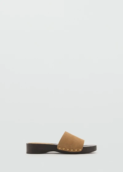 Suede sandals with wooden sole