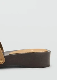 Suede sandals with wooden sole